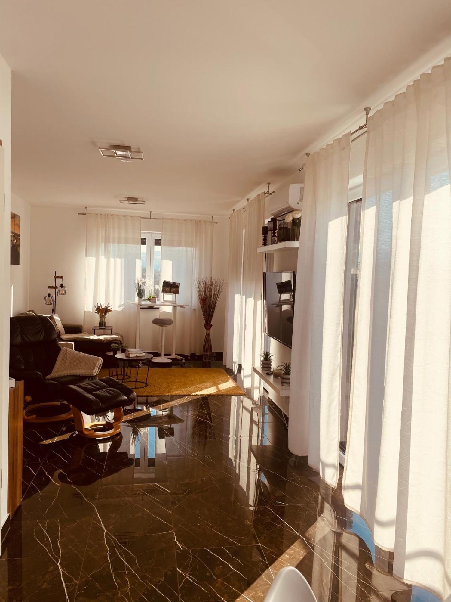 Ferienwohnung-ヴァインシュタット エクステリア 写真